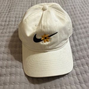 Nike hat with flower embroidered